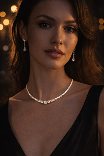 OEM Tennis necklace made of stainless steel, gold/silver. Sheer zirconia and ...