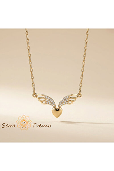 SaraTremo Wings of Love Necklace – Gold Plated Necklace with Heart and Wings