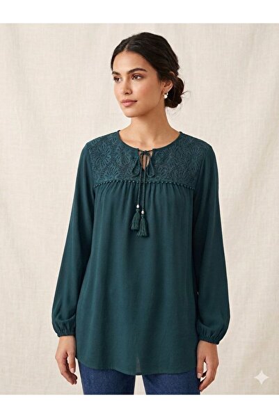 LİFERA Lace Detail Shile Fabric Blouse