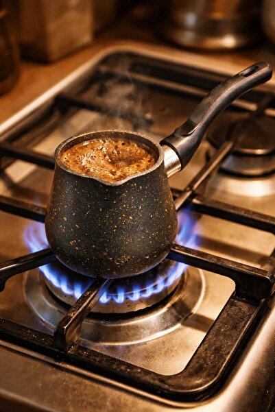 atamergrup Granit Cezve Siyah Benekli – Türk Kahvesi ve Bitki Çayı İçin Isıya...