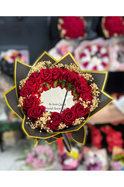 Empressco Aynalı Buket ile Kendini ve Çiçeğini Güzel Gösterin