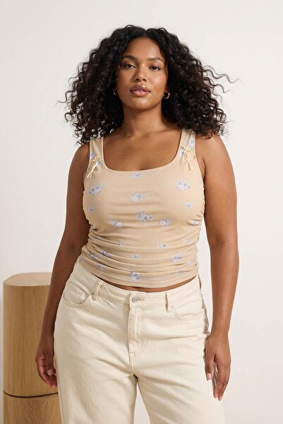 Trendyol Curve Κίτρινη πλεκτή μπλούζα μεγάλου μεγέθους με λεπτομέρεια αξεσουά...