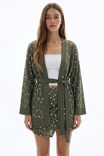 Quzu Kratki kimono sa šljokicama, vezom i pojasom, kaki boje