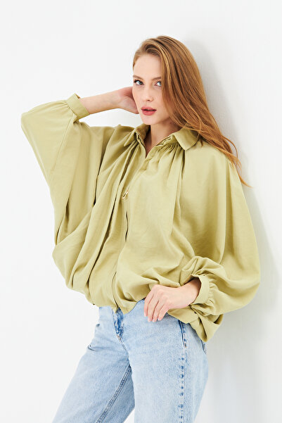 PIQUE Women's pleated jacket zippered oversize women's poncho