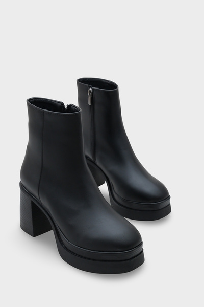 Capone Outfitters حذاء Sherry 1504 ذو مقدمة مستديرة وسحاب جانبي وكعب متوسط ​​...