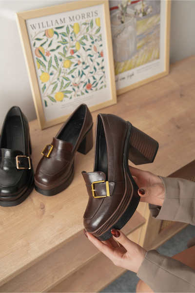 Capone Outfitters Pantofi de damă Rowena cu toc înalt cu cataramă