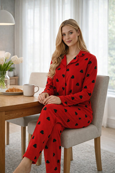 Bravie طقم بيجامة قميص من جلد الغزال 7107 أحمر قلبي