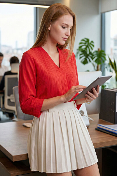 armonika Γυναικεία Κόκκινη Μπλούζα με λαιμόκοψη V με τέταρτο μανίκι ARM-25Y00...