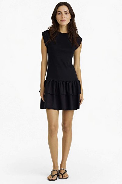 DeFacto Kurzärmliges Minikleid mit Rundhalsausschnitt F6116AX25SM