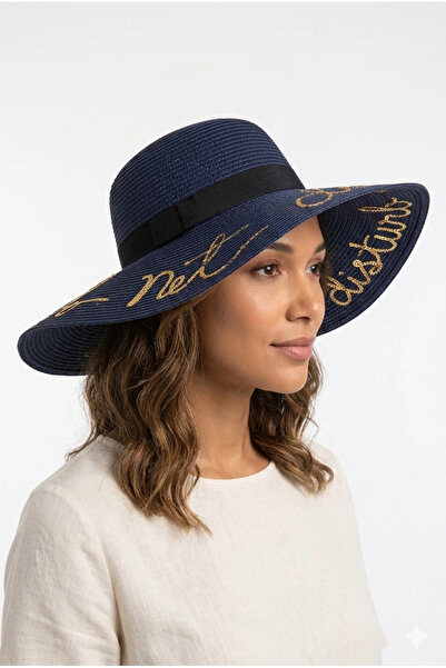 Bay Şapkacı قبعة نسائية للشاطئ ذات حافة عريضة مكتوب عليها نص، لون كحلي 7047
