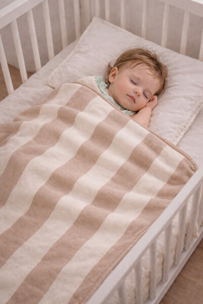 Story بطانية شتوية من Bebe3 مخططة B حواف أسطوانية Wersoft تريكو مع فرو من الد...