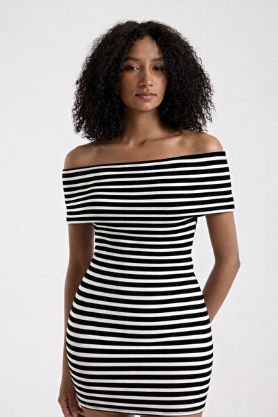 İLKCET MODA Prugasta ženska haljina sa madona ovratnikom i rastegljivim mater...