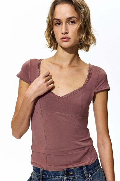 H&M Lace-trimmed top