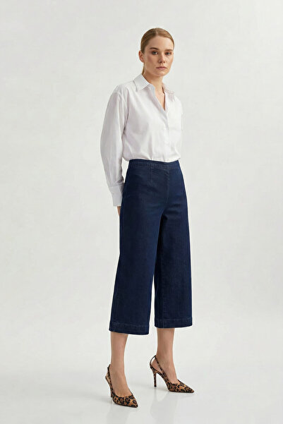 Bluewhite بنطلون كابري جينز ليكرا أزرق داكن للنساء