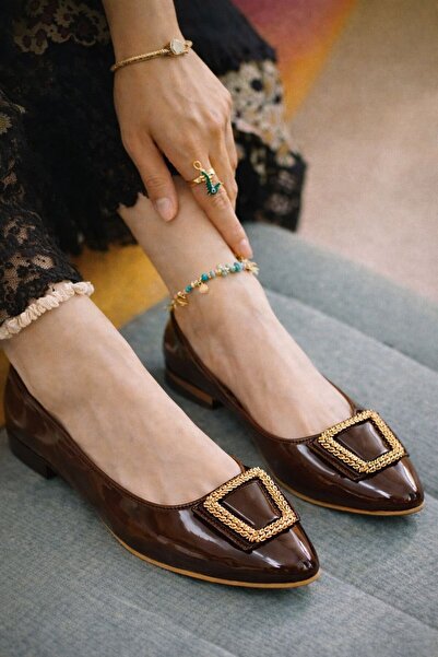 Slipcat Women's Stylish Shiny Casual Shoes with Gold Accessories Ballet Flats