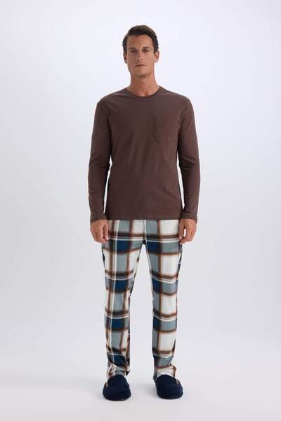 DeFacto Σετ πιτζάμες με μακρυμάνικη λαιμόκοψη με κανονική εφαρμογή - καρό πάν...