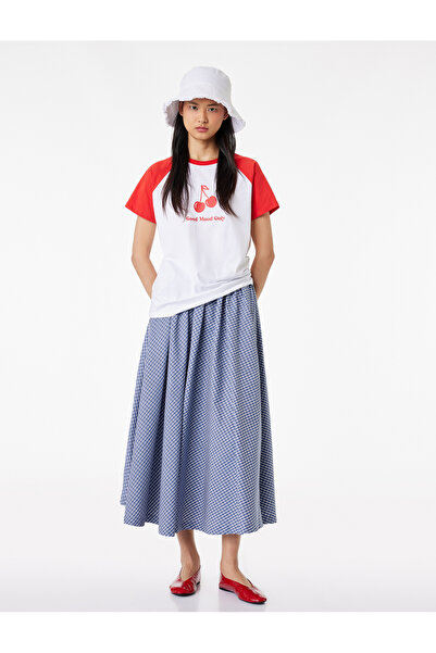 Koton Άνετο μπλουζάκι με κοντό μανίκι ρεγκλάν και λαιμόκοψη ποδηλατικού τύπου...