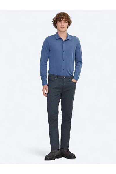 Kip Pantaloni casual din amestec de bumbac, cu croiala normală, țesuți în alb...