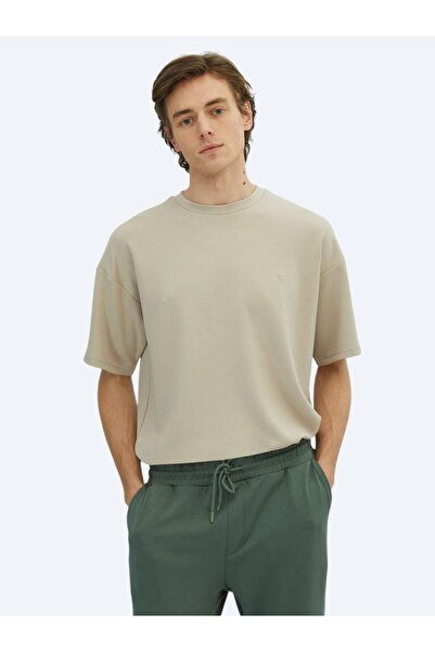 Kip Bej Düz Bisiklet Yaka T-Shirt