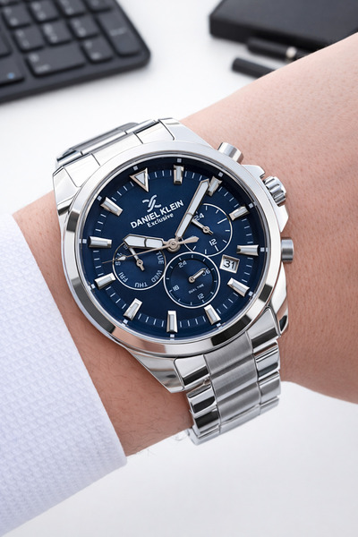 Daniel Klein ساعة يد رجالية ذات وظائف داخلية من الفولاذ للخطوبة النشطة والعري...