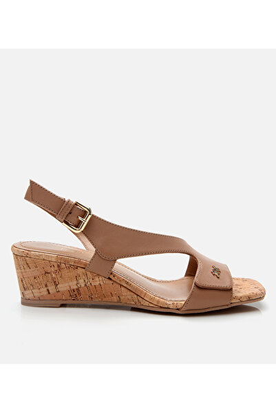 Hotiç Γυναικεία δερμάτινα μπεζ πέδιλα με τακούνι με σφήνα