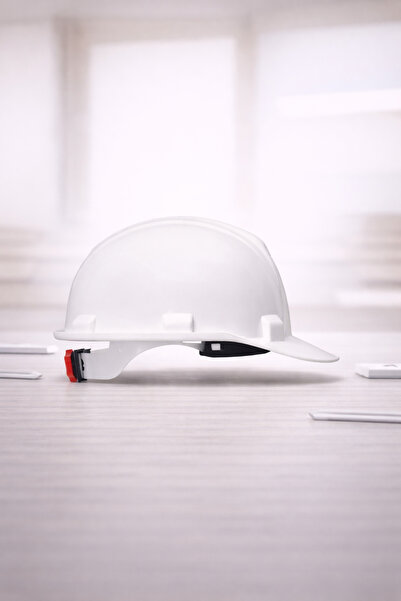 Genel Markalar Beyaz Baret Standart Düz Model Görsel Temsilidir