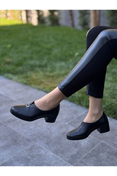 DİVA Μαύρα γυναικεία παπούτσια με τακούνι Δερμάτινο για καθημερινή χρήση