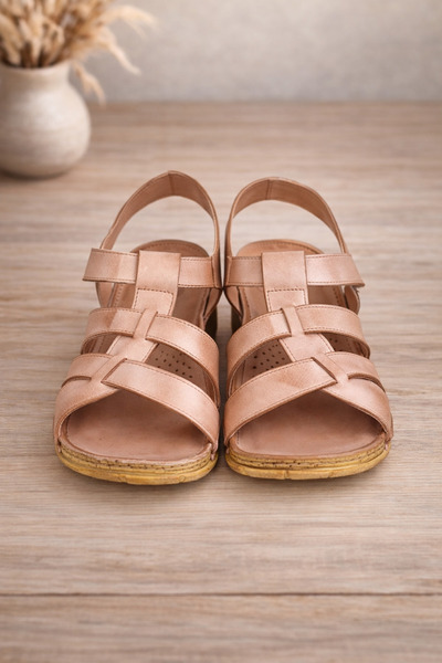 İNZE AYAKKABI صندل من الجلد الطبيعي باللون الوردي الفاتح - الموديل: وردي