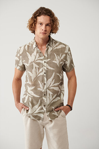 Avva Men's Mink Bottom Britli Collar Viscose Blended Short Sleeve Regular Fit...