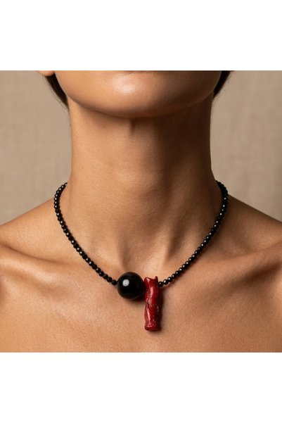 THEIA GemWorks Arcana - Oniks ve Mercan Doğal Taş Kolye
