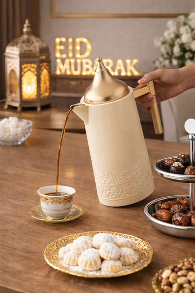 Gazella ✨ ترمس قهوة فاخر - لون كريمي مع غطاء ذهبي أنيق | حافظ للحرارة أو البر...