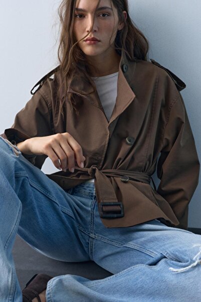 Pull & Bear Kısa dik yaka trençkot