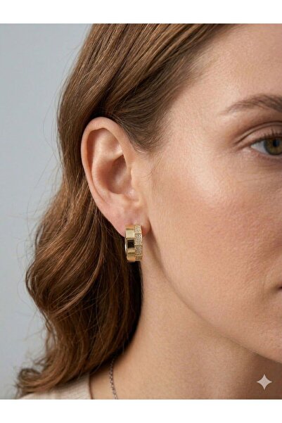 Myra أنواع مختلفة من أقراط شوبينغ الفاخرة