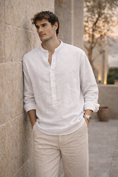 Valiberta Лека и дишаща мъжка риза от муслин с широка яка и голяма яка - бяла