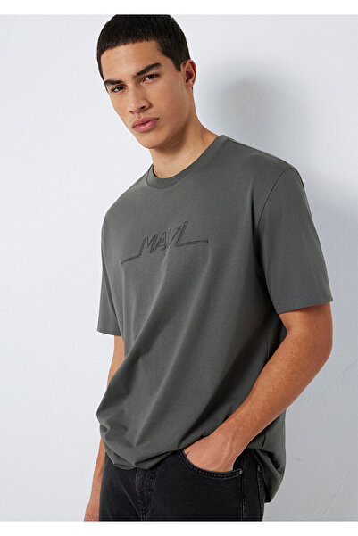 Mavi Bedrucktes Anthrazit-T-Shirt mit lockerer Passform / Bequemer Schnitt 06...