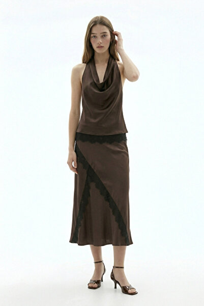 Quzu degaje izrez Čipka Detaljna satenska bluza, braon