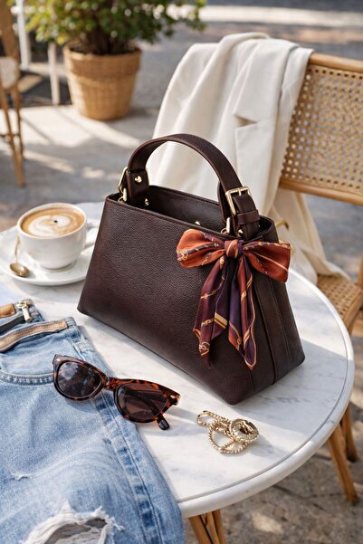 Moda Sekiz Women's Shawl Accessory Detail Crisscross Straps Shoulder Bag