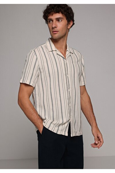 Colin's Košulja regularnog kroja Prugasto muška košulja kratkih rukava u boji...