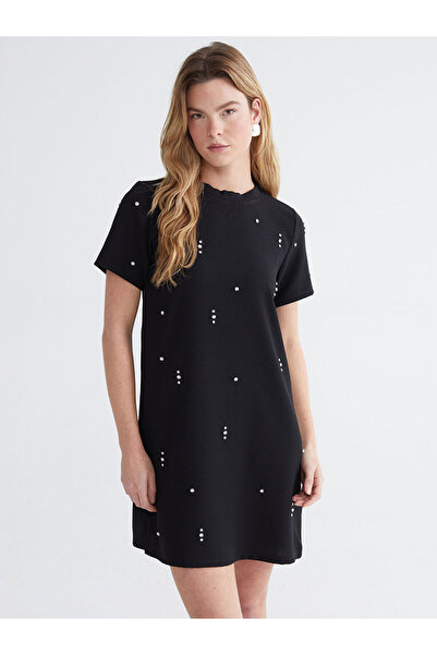 LC Waikiki Bisiklet Yaka Taşlı Mini Elbise