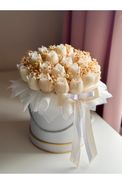 victiny Aranjament floral din 17 lalele din ceara parfumata de soia naturala ...