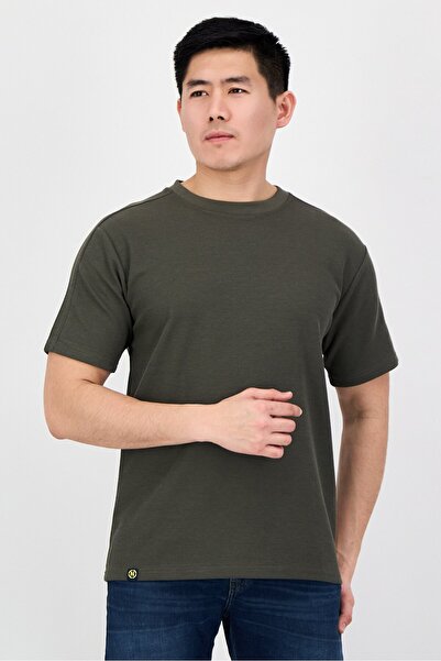 Nautica تيشيرت جينز رجالي بأكمام قصيرة ورقبة دائرية، لون زيتوني داكن