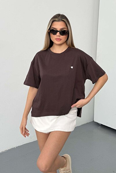 GİYSA Γυναικείο T-Shirt με λαιμόκοψη Crew και αξεσουάρ Heart Cherry, 100% Βαμ...