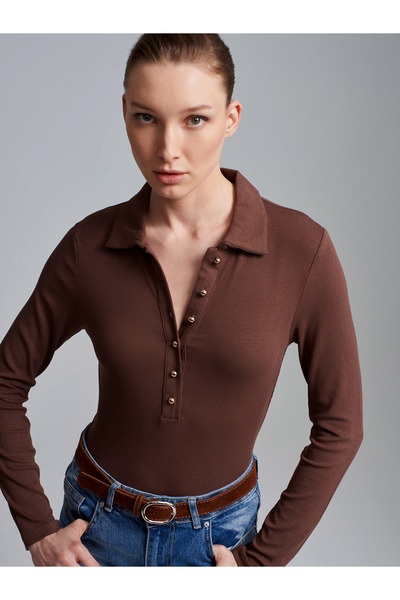 Dilvin 32671 Блуза с поло яка и копчета - светлокафява