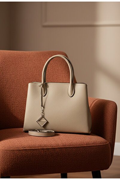 Dasha Women's beige textured Leather bag