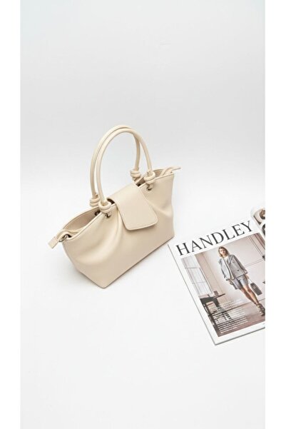 Handley Women's Luxury Hand and Shoulder Bag with Bag Si Knots and Flap Detail