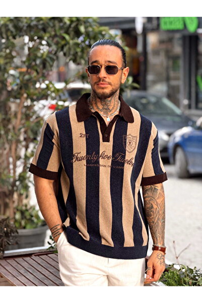 manch collection تي شيرت من قماش الشانيل بثلاثة ألوان مطرز بياقة بولو باللون ...