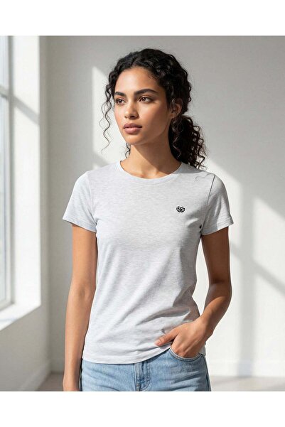REDTAG تي شيرت نسائي أبيض نشط