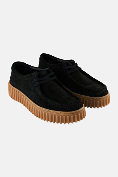 CLARKS حذاء نسائي كاجوال دانتيل من طراز Torh III Bee، أسود