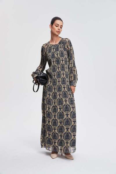 Nichii Women's long puff sleeve patterned long dress