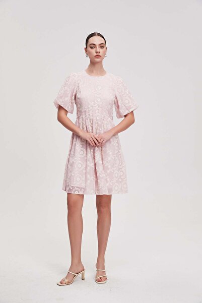 Nichii Short puff sleeve patterned knee-length dress